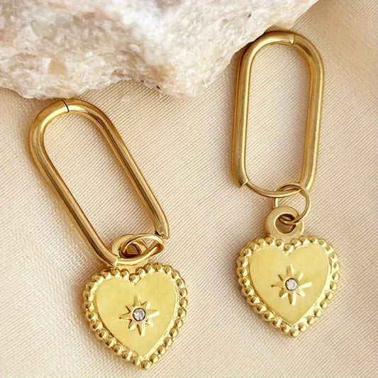 Charming Earring for Any Occasion