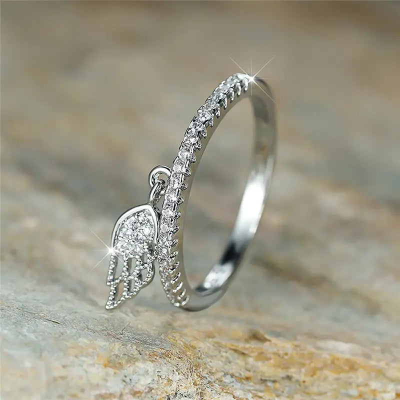 Romantic Pendant for Special Moments