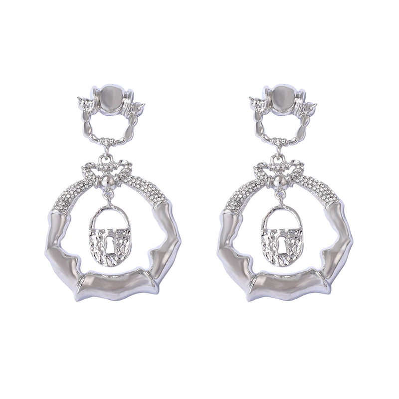 Elegant Piece for Every Occasion