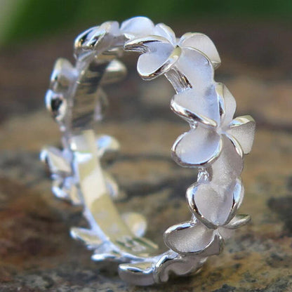 Charming Silver Bracelet for Any Occasion