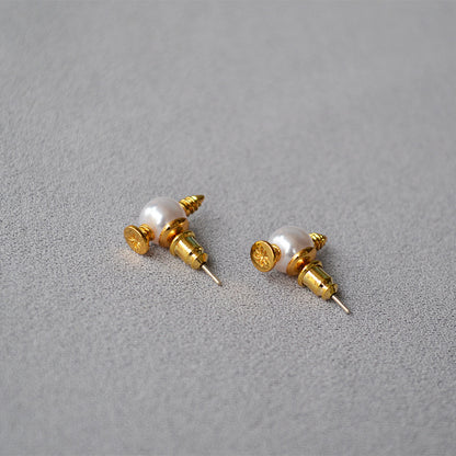 Beautiful Silver Earring with Unique Style