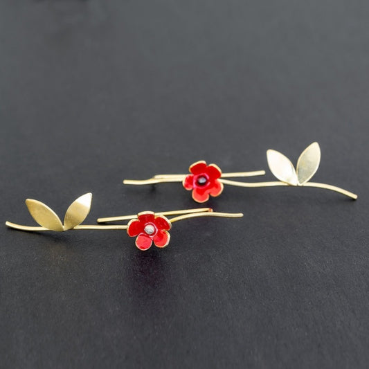 Charming Earring for Any Occasion