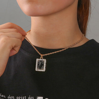Classic Necklace with Timeless Appeal