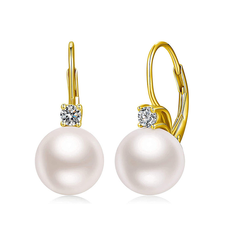 Beautiful Pearl Earring with Unique Style