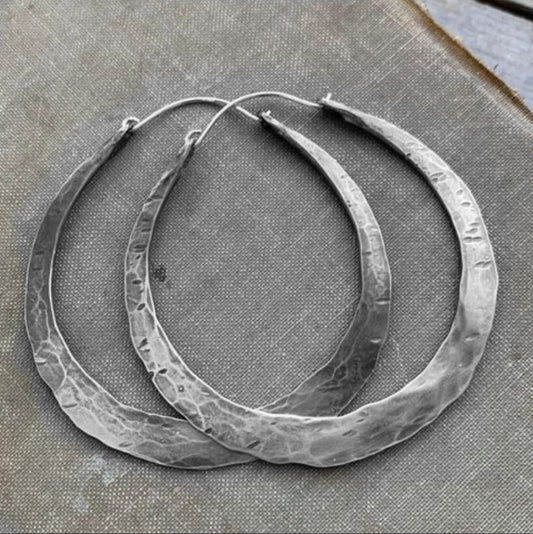 Delicate Artisan Gold Earring