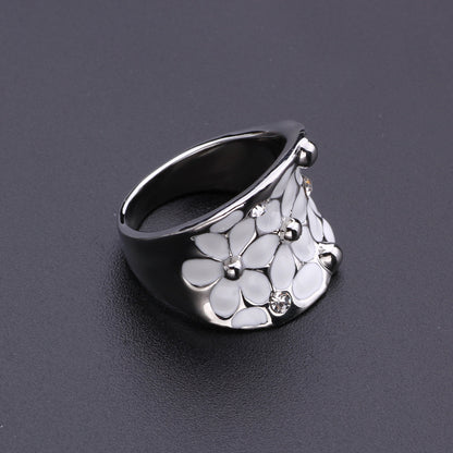 Charming Ring for Any Occasion