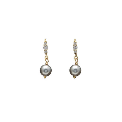 Romantic Pearl Earring for Special Moments