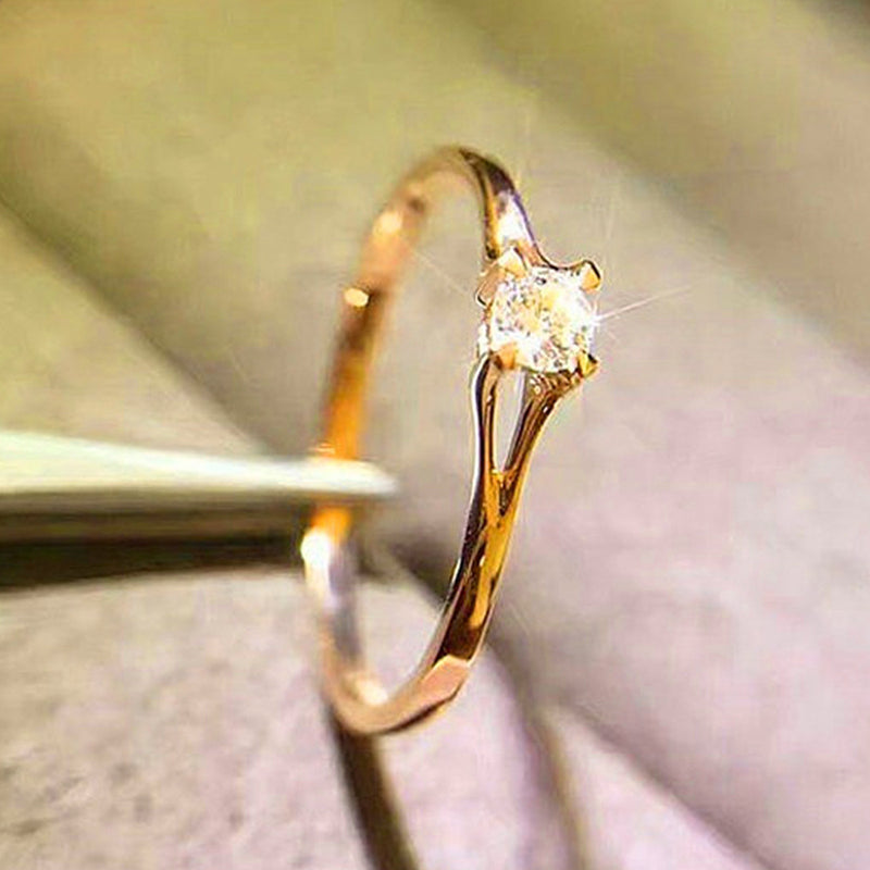Beautiful Gold Bracelet with Unique Style