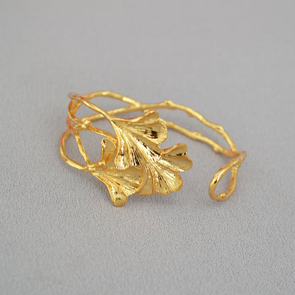 Charming Gold Bracelet for Any Occasion