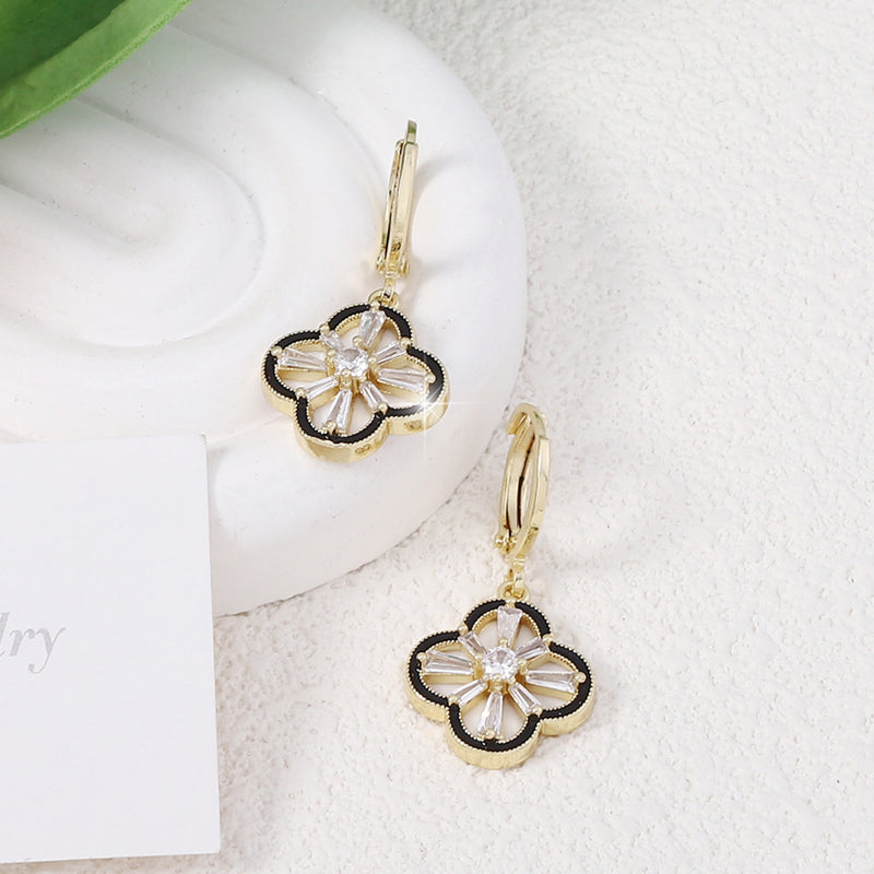 Elegant Earring for Every Occasion