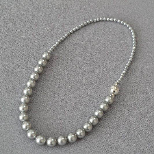 Stunning Gold Necklace for Daily Wear