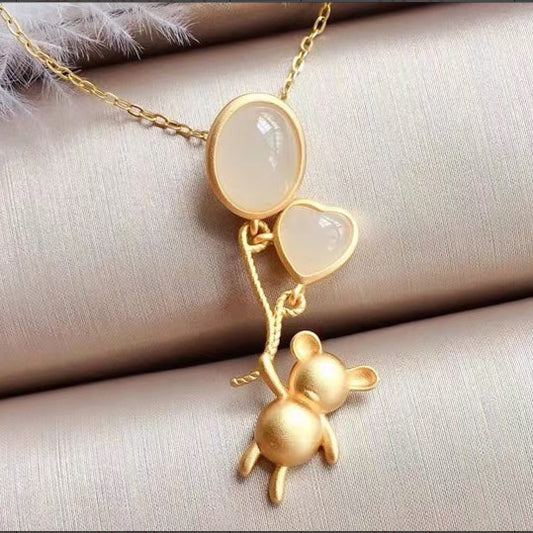 Charming Gold Pendant for Any Occasion