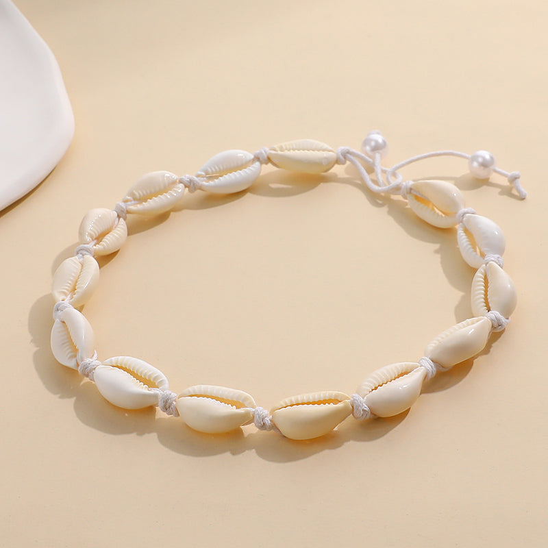 Classic Pearl Necklace with Timeless Appeal