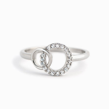 Classic Ring with Timeless Appeal