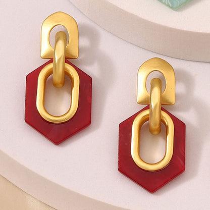 Classic Earring with Timeless Appeal