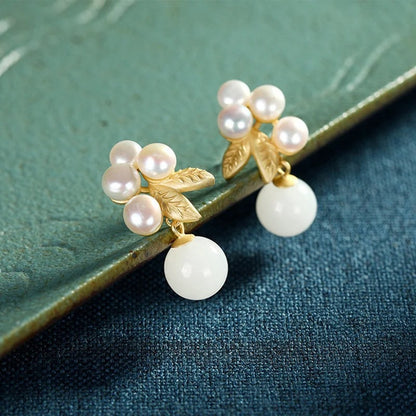 Stunning Gold Earring for Daily Wear
