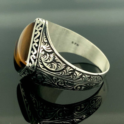 Classic Ring with Timeless Appeal