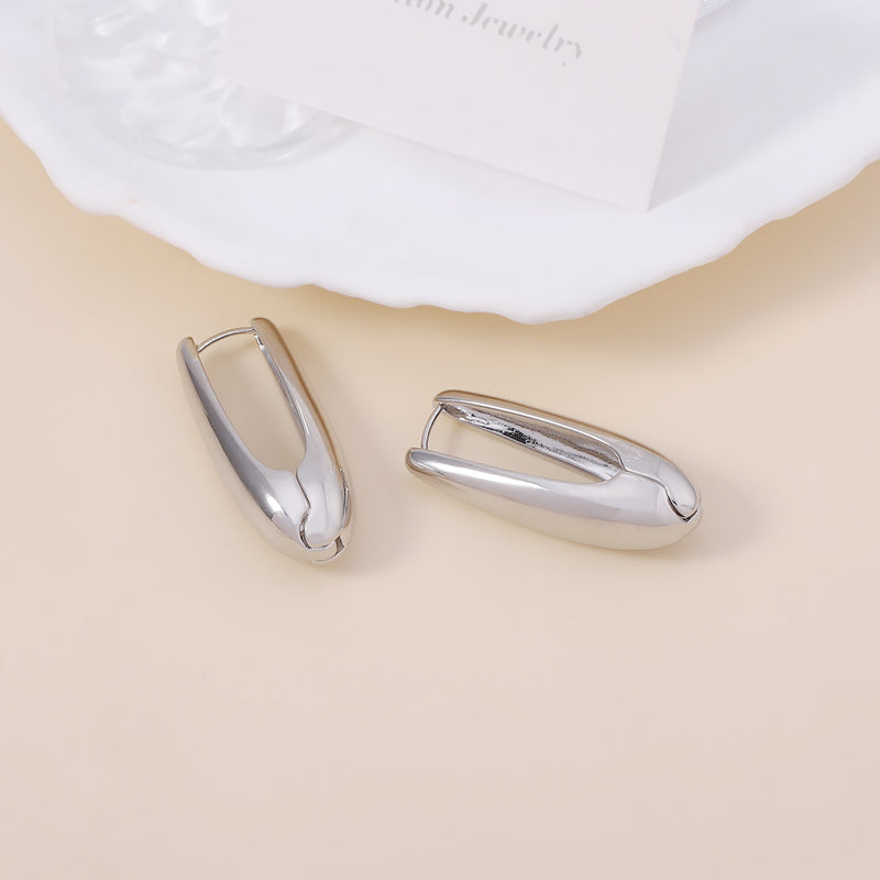Charming Piece for Any Occasion
