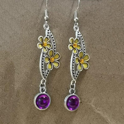 Beautiful Silver Earring with Unique Style