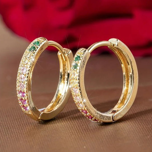 Classic Gold Earring with Timeless Appeal