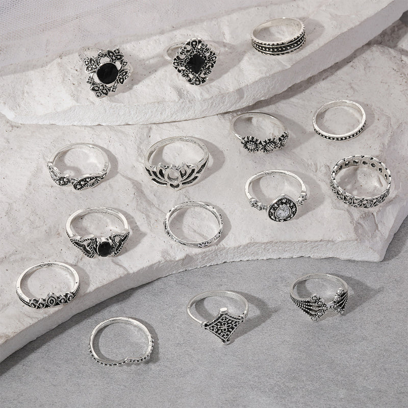 Beautiful Silver Set with Unique Style