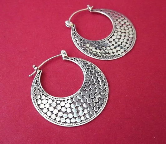 Charming Earring for Any Occasion