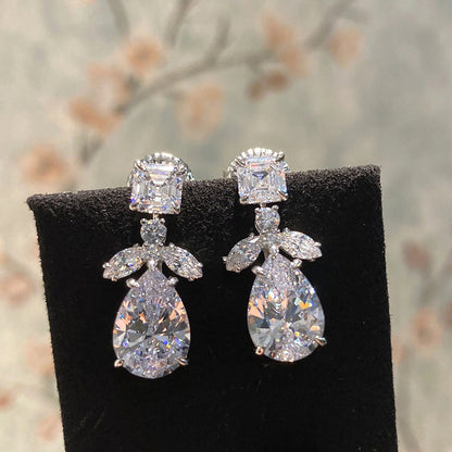 Classic Earring with Timeless Appeal