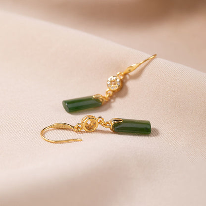 Romantic Silver Earring for Special Moments