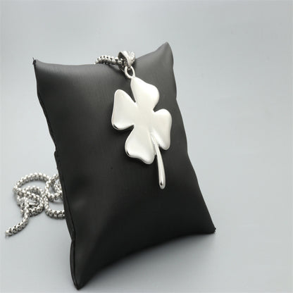 Classic Necklace with Timeless Appeal