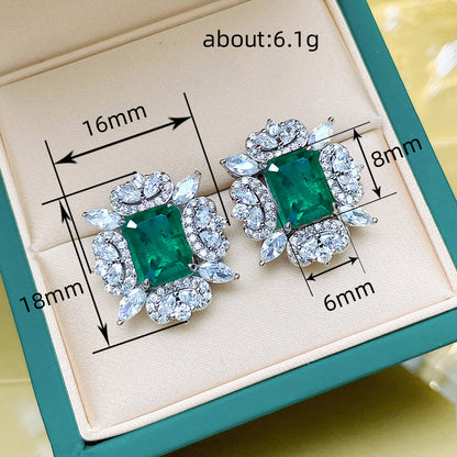 Charming Earring for Any Occasion