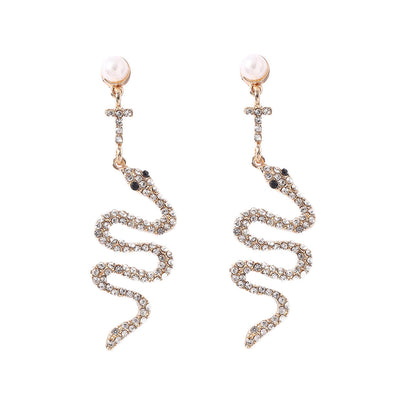 Stunning Pearl Earring for Daily Wear