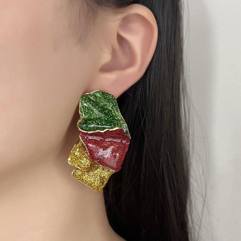 Classic Earring with Timeless Appeal