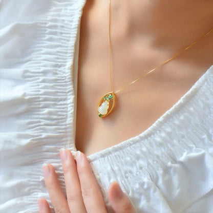 Beautiful Silver Pendant with Unique Style