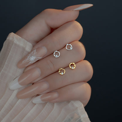 Charming Earring for Any Occasion