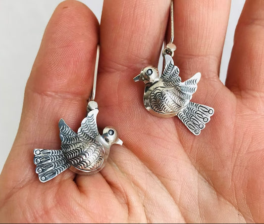 Classic Earring with Timeless Appeal