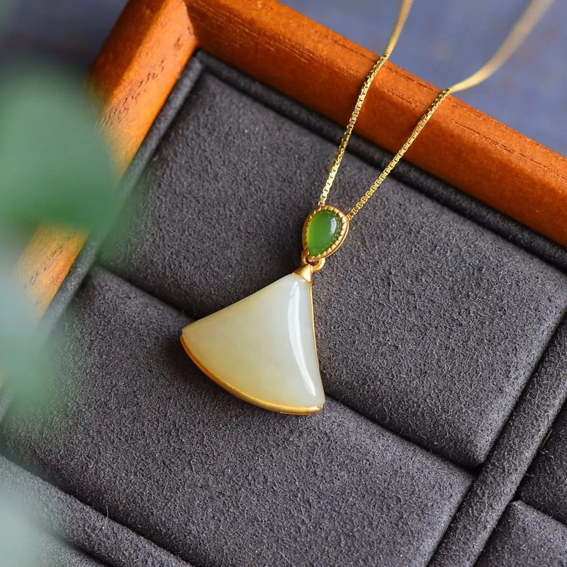 Elegant Silver Necklace for Every Occasion