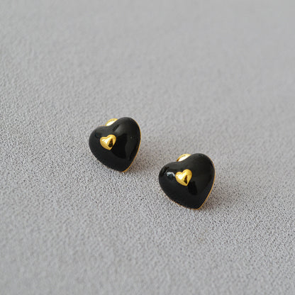 Charming Gold Earring for Any Occasion