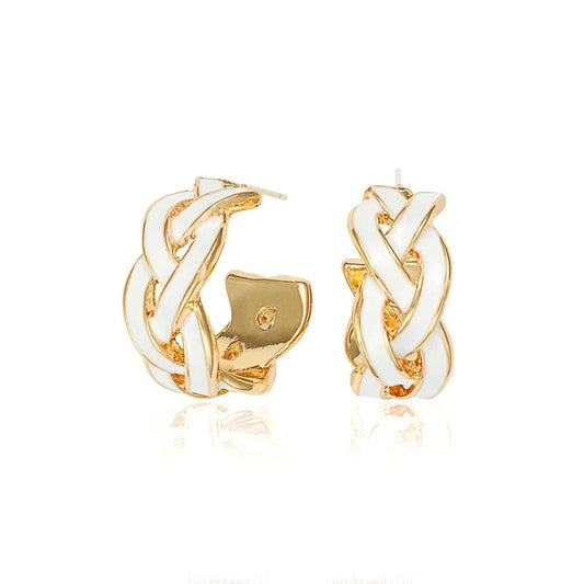 Charming Piece for Any Occasion