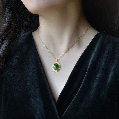Charming Silver Necklace for Any Occasion
