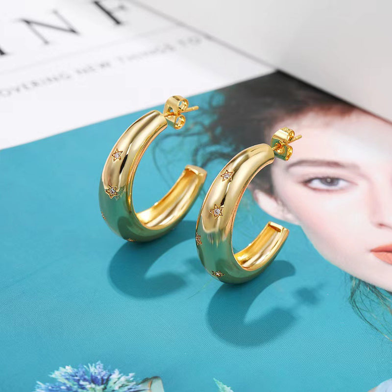 Delicate Artisan Gold Earring