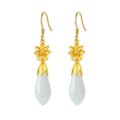 Classic Silver Earring with Timeless Appeal