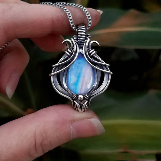 Charming Piece for Any Occasion