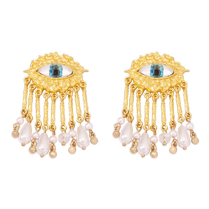 Charming Pearl Earring for Any Occasion