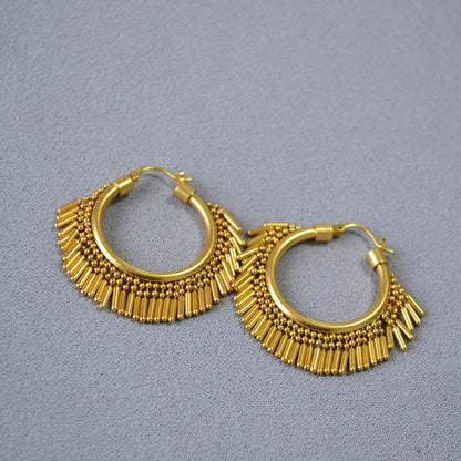 Romantic Gold Earring for Special Moments