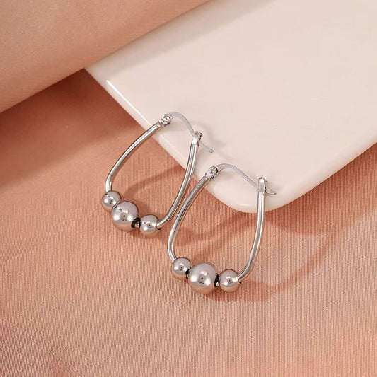 Charming Earring for Any Occasion