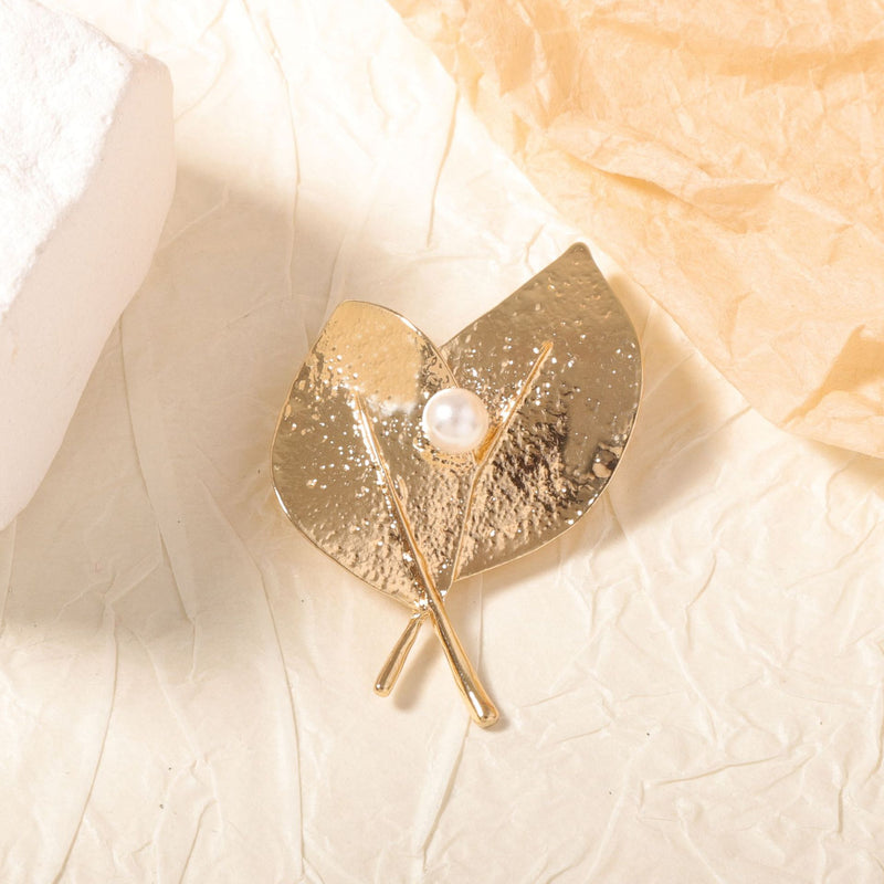 Delicate Artisan Pearl Piece