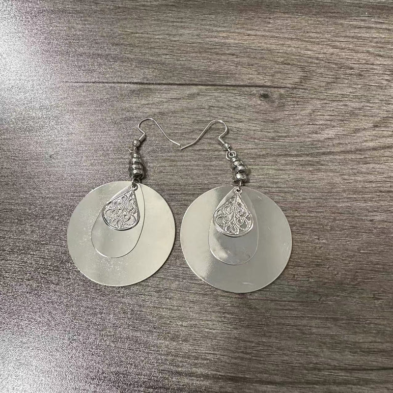 Charming Earring for Any Occasion