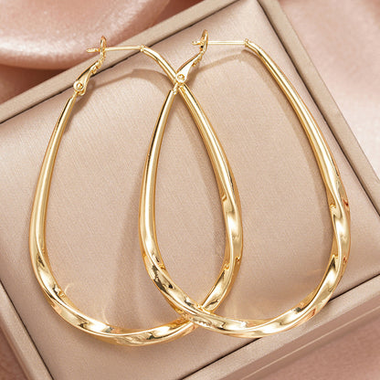 Charming Piece for Any Occasion