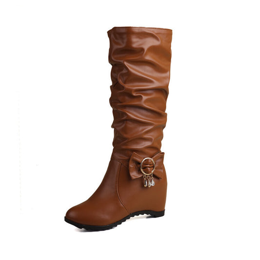 Graceful Orthopedic Boots for Modern Look