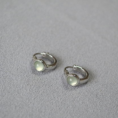 Charming Gold Earring for Any Occasion